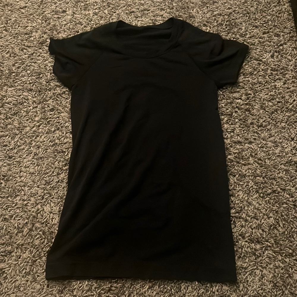 LULULEMON SWIFTLY TECH 2.0